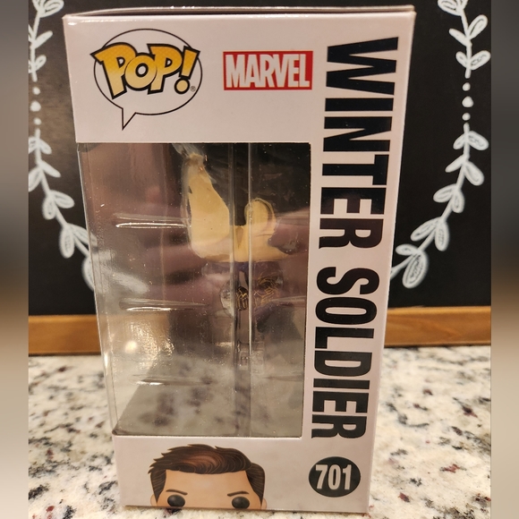 Funko Pop! Winter Soldier #701 Bucky Barnes Marvel Falcon & the Winter Soldier - Picture 5 of 6